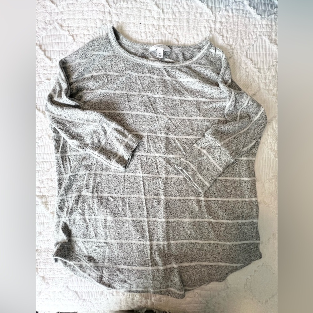 Petite large 3/4 sleeve top-super soft